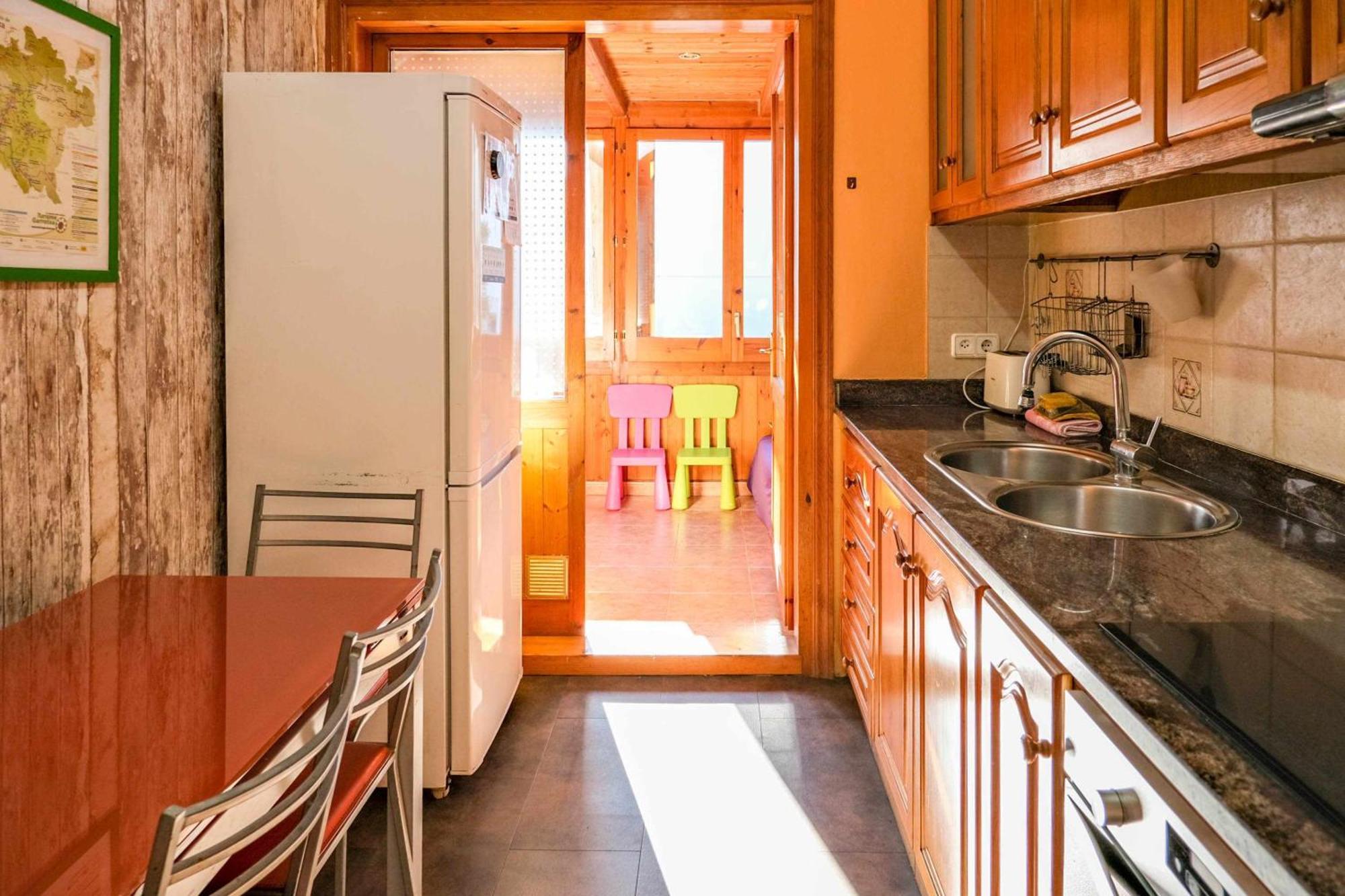 Can Camps Besalu Casa Planta Baja Con Jardin Eksteriør billede