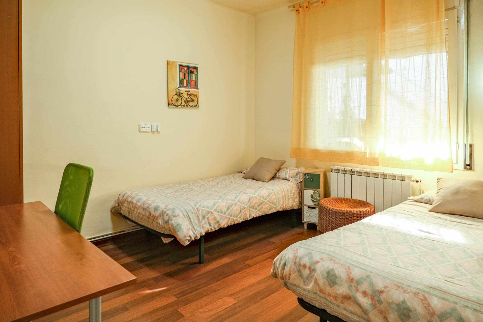 Can Camps Besalu Casa Planta Baja Con Jardin Eksteriør billede